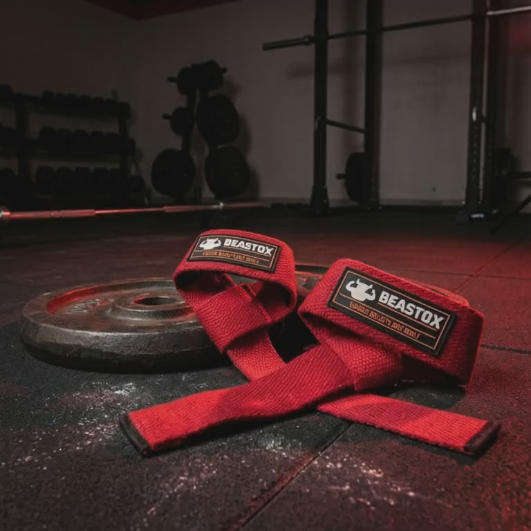 Beastox Lifting Straps, Heavy Duty Woven Cotton, Padded Wrist Support, for Deadlifts Rows Pull-Ups (Red)