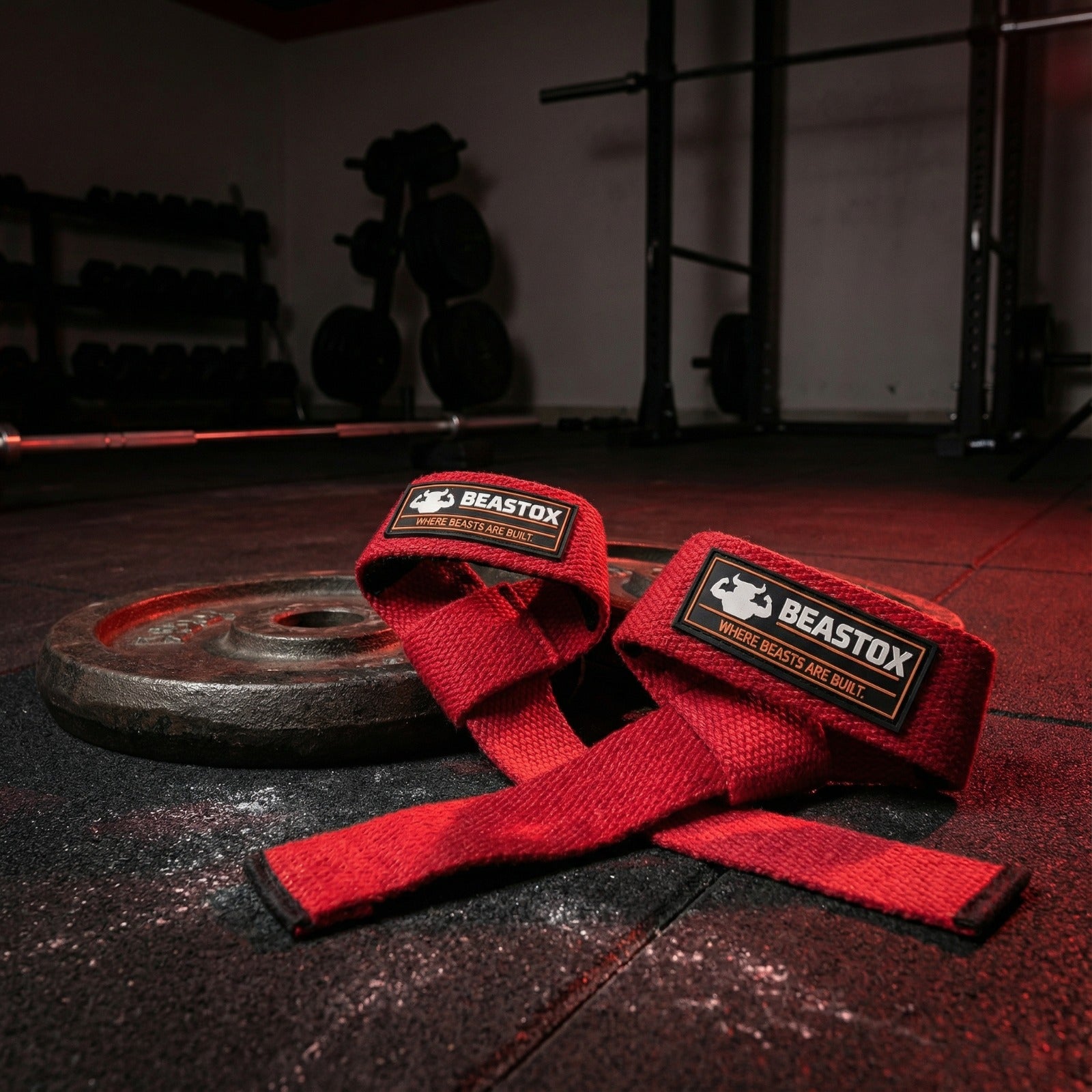 Beastox Lifting Straps, Heavy Duty Woven Cotton, Padded Wrist Support, for Deadlifts Rows Pull-Ups (Red)